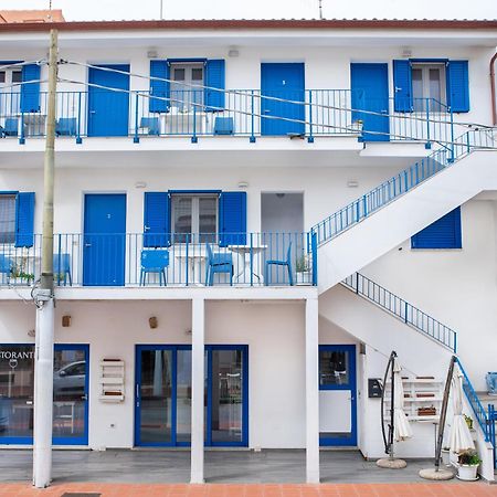 Bed & Blu Hotel La Caletta Exterior photo