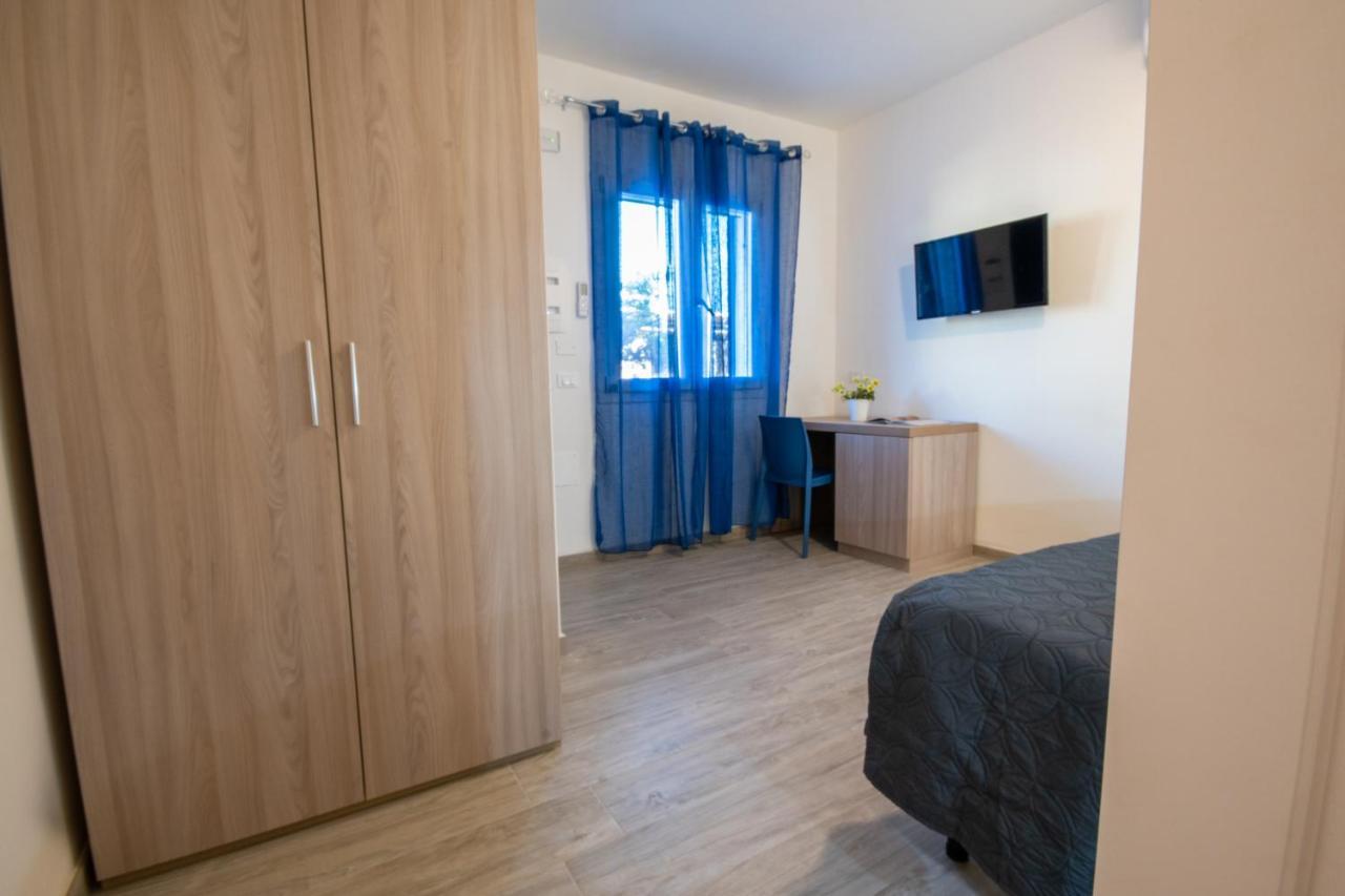 Bed & Blu Hotel La Caletta Exterior photo
