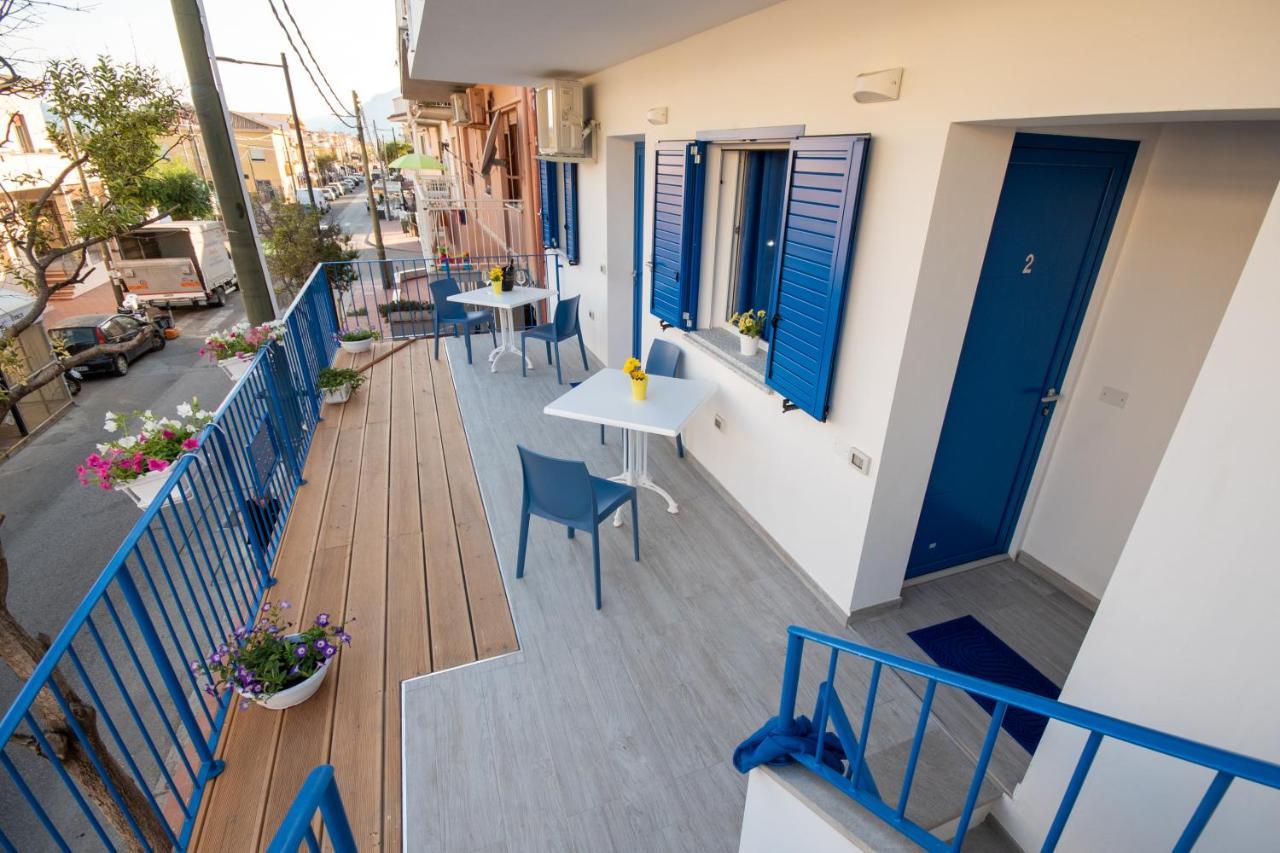 Bed & Blu Hotel La Caletta Exterior photo