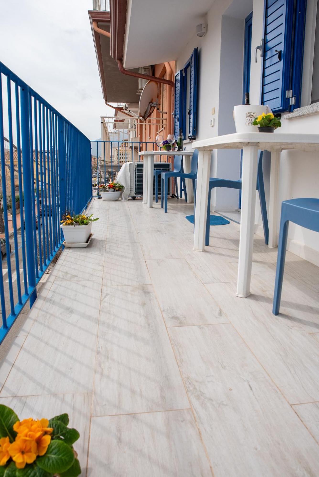 Bed & Blu Hotel La Caletta Exterior photo